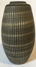 Load image into Gallery viewer, Heiner Hans Körting German studio pottery vase Mid century modern design - West Germany

