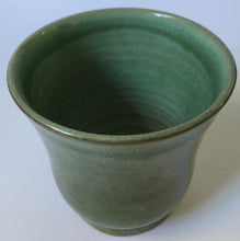 Load image into Gallery viewer, Globe Pottery (South African) Vase - Green Double dipped on white - Linn Ware Style
