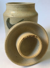 Load image into Gallery viewer, Thaba Bosigo Pottery Covered jar c.1970s Peter Hayes Pottery Lesotho (South African)
