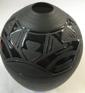 Angelique Kirk ceramic vase - hand made studio art pottery early 1990s - Minimalist aesthetic