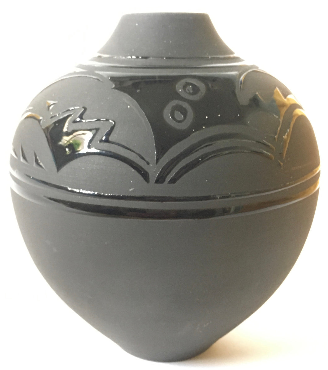 Angelique Kirk ceramic vase - hand made studio art pottery early 1990s - Minimalist aesthetic - smaller vase