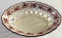 Load image into Gallery viewer, Antique Early Spode &#39;Creamware&#39; pierced basket c.1800
