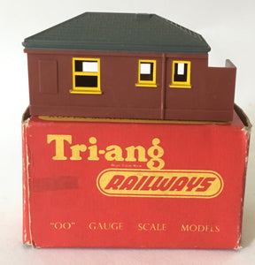 Tri-ang Railways '00' Guage R.62 waiting room rovex scale models limited