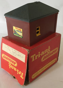 Tri-ang Railways '00' Guage R.68K porters room with kiosk rovex scale models limited