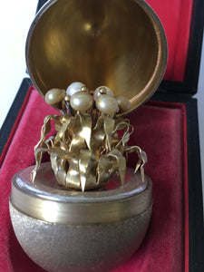 Stuart Devlin Sterling silver egg - Boxed -  Hallmarked - Amazing! Flower #2