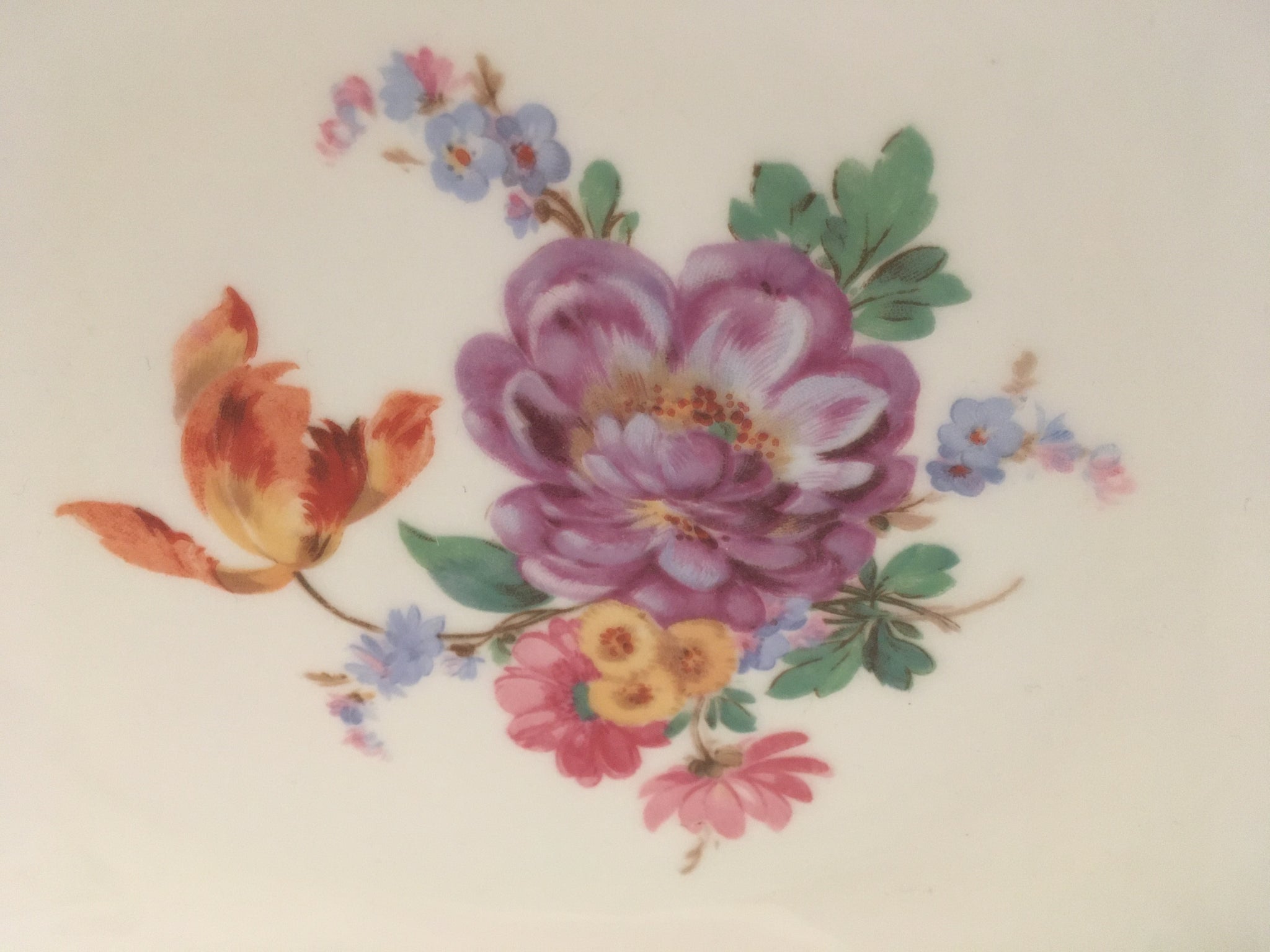 Hutschenreuther Selb Bavaria Germany 5337 64 bowl - Flowers etc