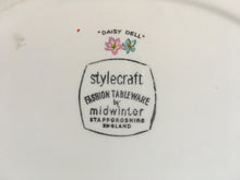 Load image into Gallery viewer, Midwinter Modern Fashion tableware platter &#39;Daisey Dell&#39; c.1960s

