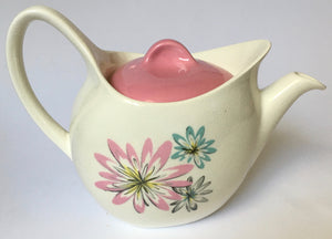 Midwinter Modern Fashion Shape teapot 'Daisey Dell' c.1960s