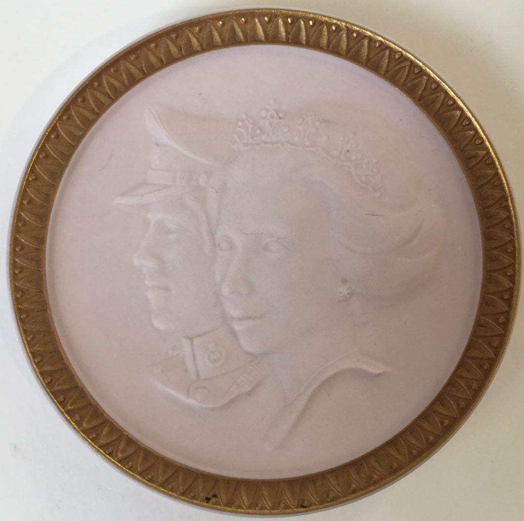 Royal Wedding Ceramic Limited Edition HUTSCHENREUTHER Germany heritage collection 1973