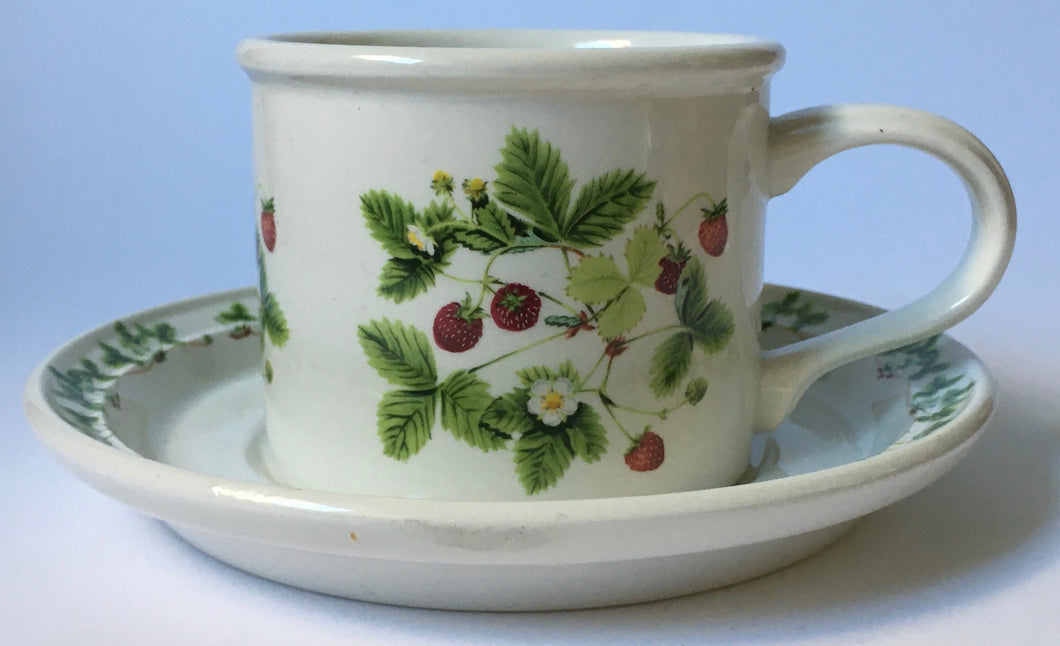 Portmeirion Pottery Summer Strawberries Dishwasher proof inglaze Decoration Cup & Saucer