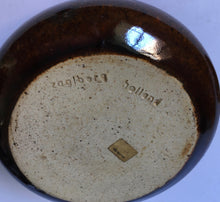 Load image into Gallery viewer, Zaalberg Holland studio pottery sugar bowl &amp; cover Netherlands stoneware
