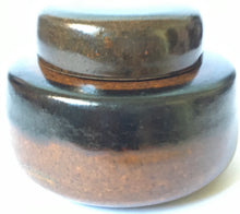 Load image into Gallery viewer, Zaalberg Holland studio pottery sugar bowl &amp; cover Netherlands stoneware
