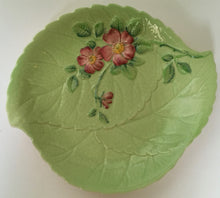 Load image into Gallery viewer, Carltonware WILD ROSE green dish 22cm x 19.5cm Carlton Ware
