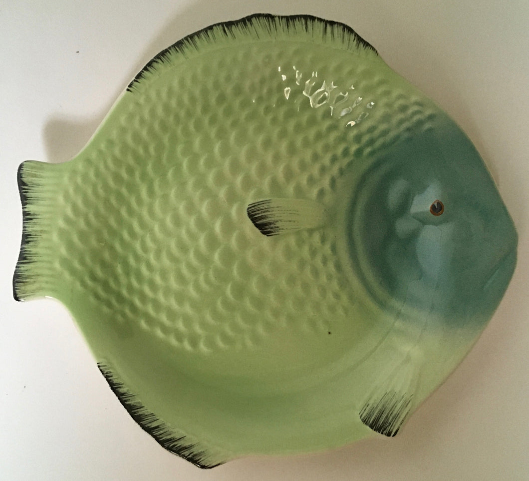 Shorter & Son Fish plate Art deco Clarice Cliff shape 23 cm x 20 cm Gloss Green with black trim