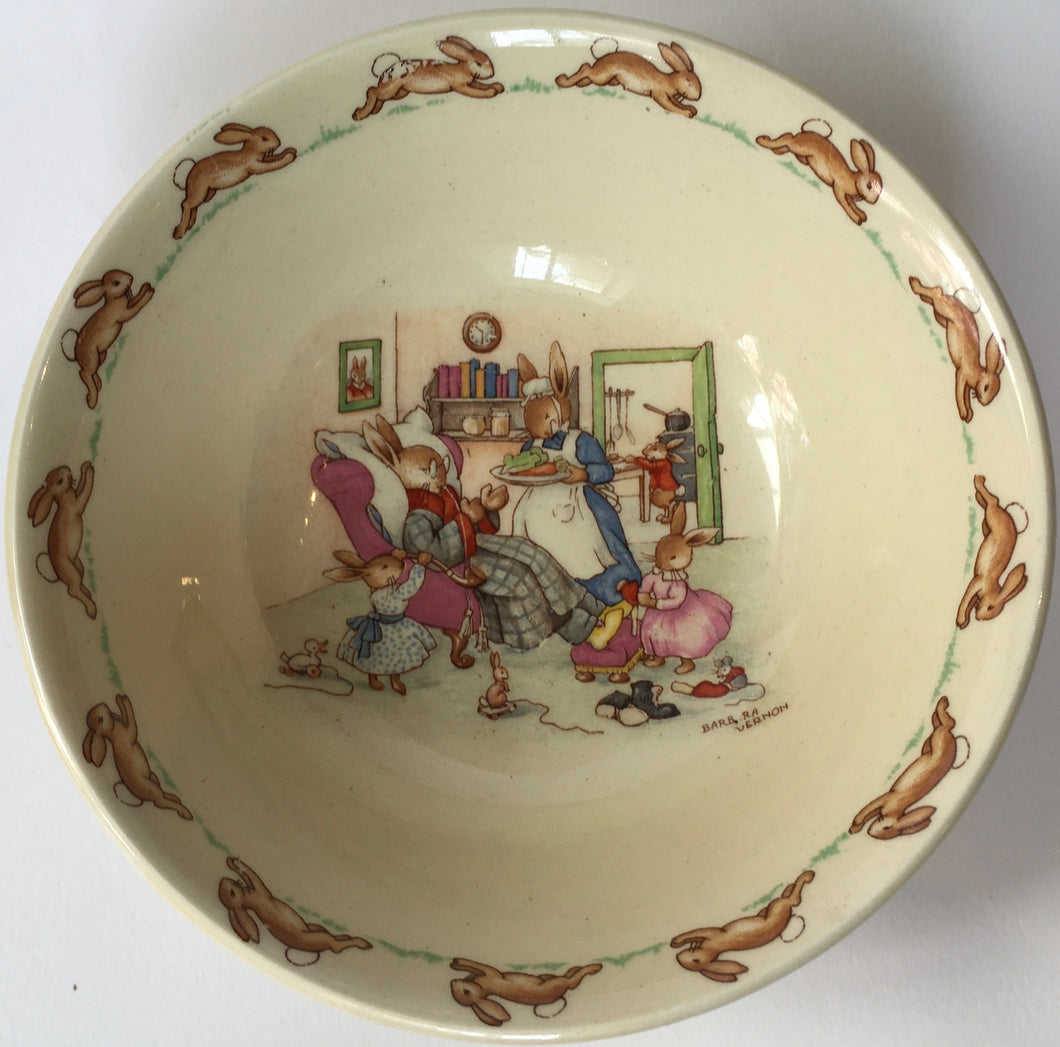 Royal Doulton Bunnykins - SF 5 Convalescing - 15 cm x 5 cm bowl  - Signed Barbara Vernon