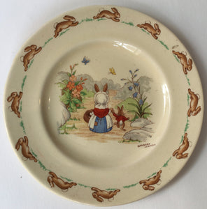 Royal Doulton Bunnykins - HW 10 Going Shopping - Barbara Vernon - 16.4 cm Plate  - Tea plate Casino
