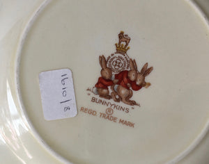 Royal Doulton Bunnykins - SF 23 Toast for Tea today - 16.4 cm Plate  - Tea plate Casino