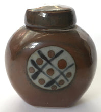 Load image into Gallery viewer, David Frith Brookhouse pottery stoneware studio pottery Covered jar North Wales English hand made Ceramics
