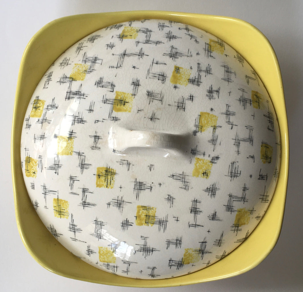 Midwinter 'SAVANNA' by Jessie Tait 1960 Modern Fashion shape Tureen Staffordshire England