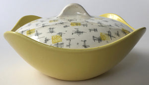 Midwinter 'SAVANNA' by Jessie Tait 1960 Modern Fashion shape Tureen Staffordshire England