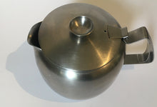 Load image into Gallery viewer, Old Hall England Regd. 879702 in UK. 2 PT stainless steel Connought teapot modernist
