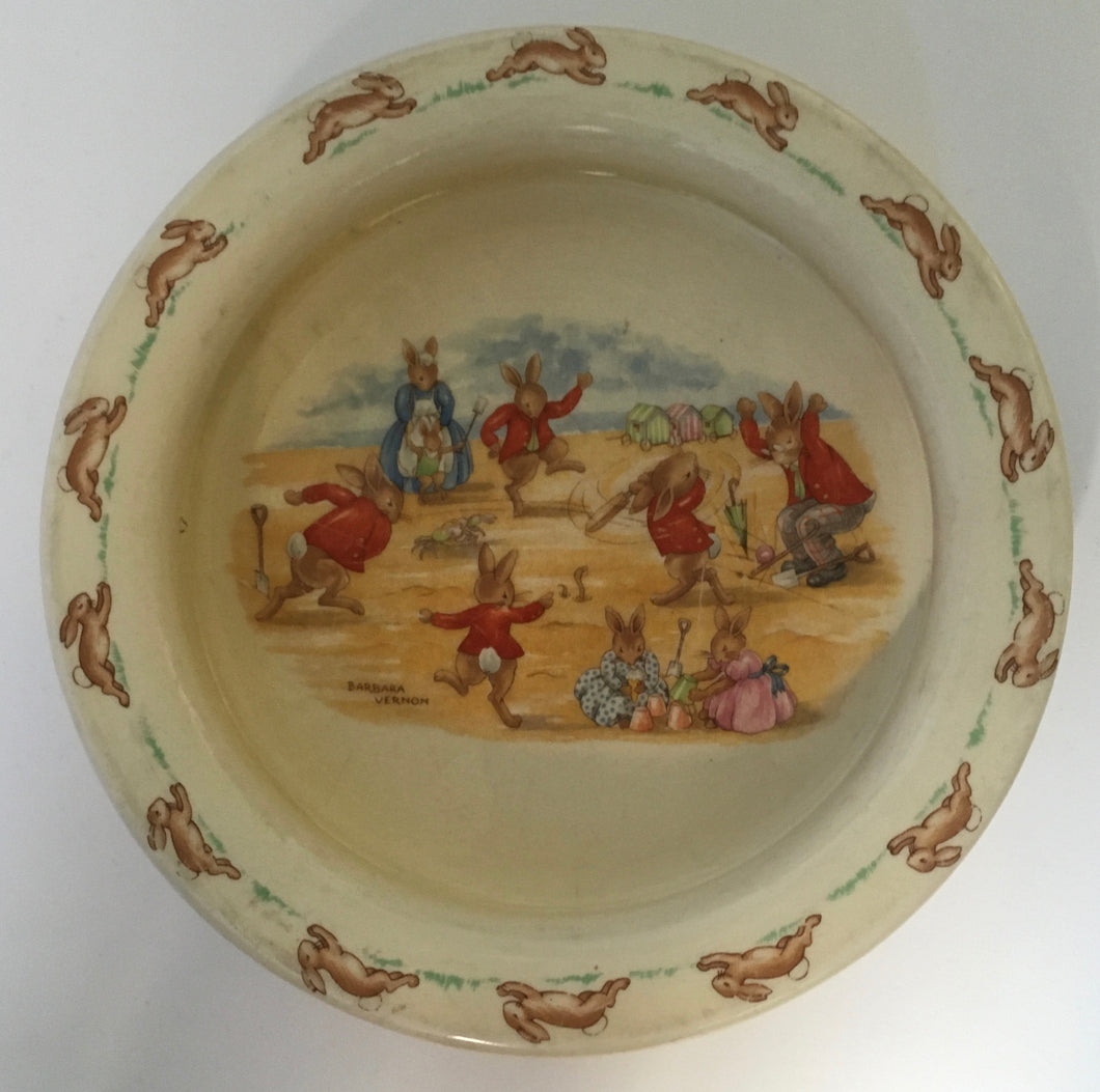 Royal Doulton Bunnykins - LF 12 cricket game - Large 19 cm baby bowl - Signed Barbara Vernon