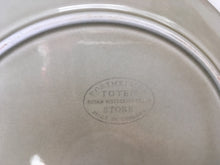 Load image into Gallery viewer, Portmeirion Grey &quot;Totem&quot; plate 25 cm - Designed by Susan Williams-Ellis Made in england
