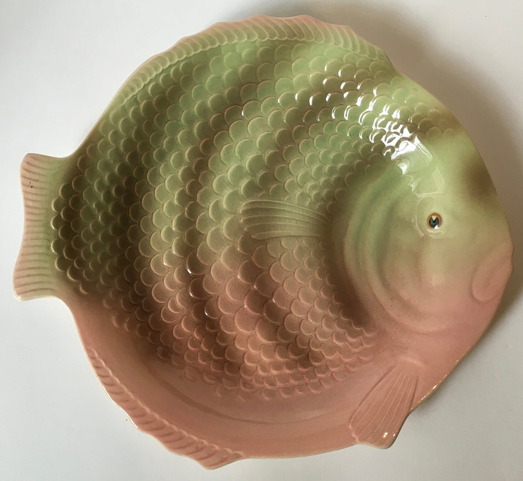 Shorter & Son Fish plate Art deco Clarice Cliff shape 26 cm  Gloss stripes with pink