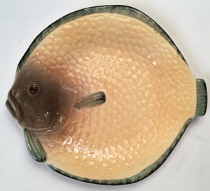 Shorter & Son Fish plate Art deco Clarice Cliff shape - Gloss airbrushed yellow with Black & green trim