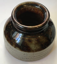 Load image into Gallery viewer, Hyme Rabinowitz (South African) Stoneware 13 cm Squat Vase - Reduction fired hand thrown studio pottery
