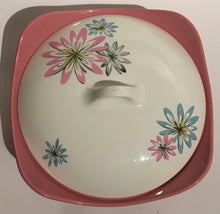 Load image into Gallery viewer, Midwinter &#39;Daisey Dell&#39;  Modern Fashion shape Tureen Staffordshire England 1960s
