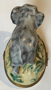 Peint Main Limoges France MC Elephant trinket box Dubarry porcelain de france Made in France
