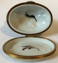 Load image into Gallery viewer, Peint Main Limoges France MC Elephant trinket box Dubarry porcelain de france Made in France
