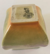 Load image into Gallery viewer, Royal Doulton Miniature vase 7017 &#39;English Cottages D 4987 c.1940s
