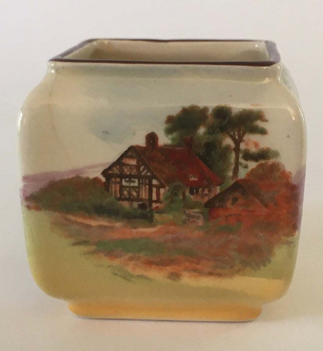 Royal Doulton Miniature vase 7014 'English Cottages D 4987 c.1941