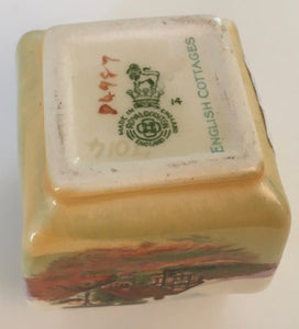 Royal Doulton Miniature vase 7014 'English Cottages D 4987 c.1941