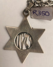 Load image into Gallery viewer, (STR3)  Sterling silver star of david 925 with chain (not silver)
