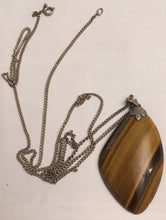 Load image into Gallery viewer, (STR12) Tigers Eye pendent &amp; Sterling silver chain necklace 925 chain (5.9g) 76cm long
